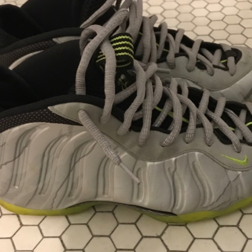 Nike foamposite sneaker size 10.5